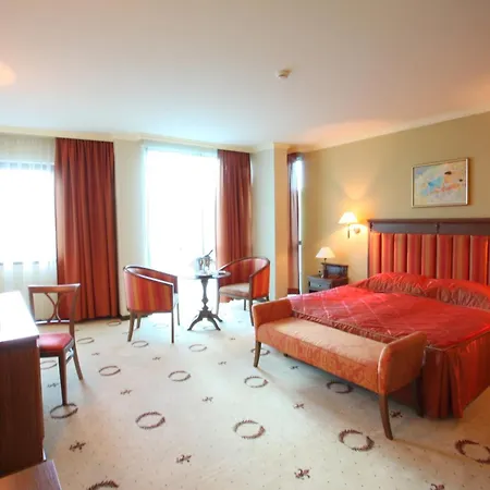 Guest house Efir 4*