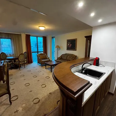 Efir Guest house 3*