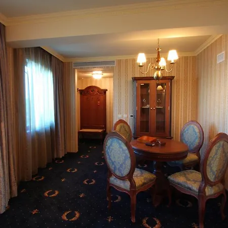 Guest house Efir 4*